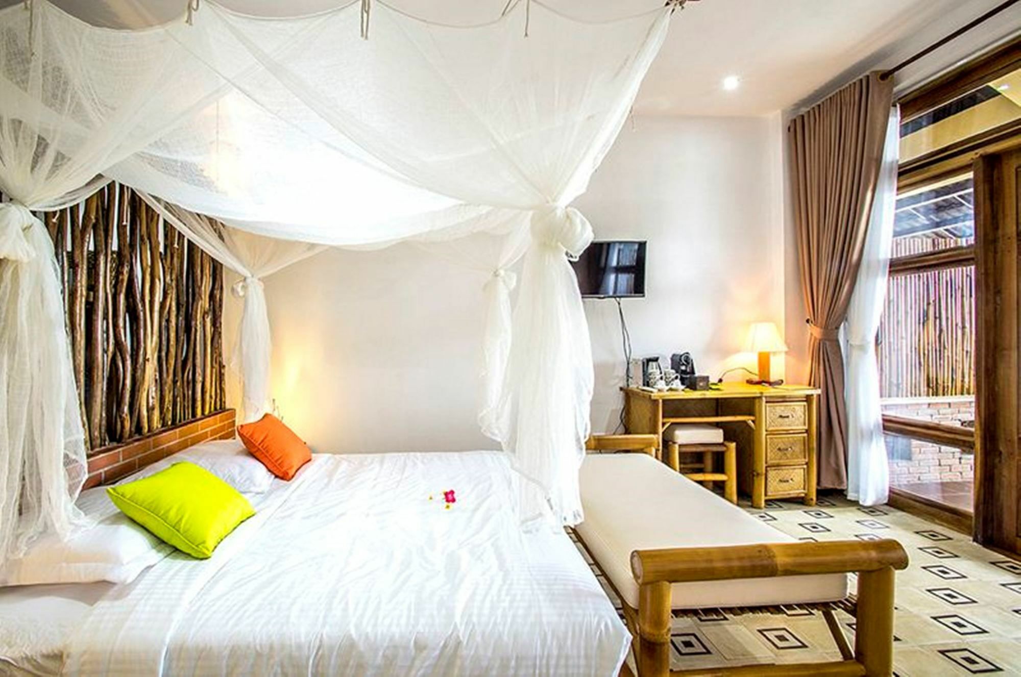 The Island Lodge Mỹ Tho Exterior photo
